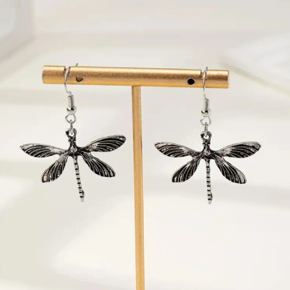 Dragonfly Earrings vintage inspired